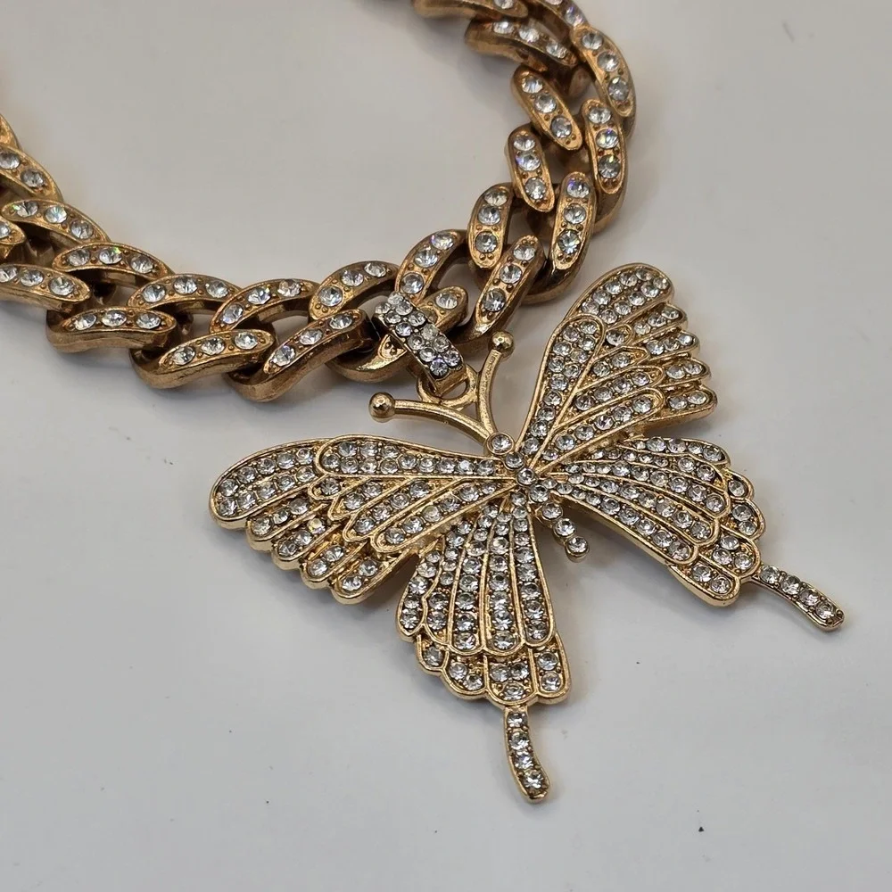 Gold Tone‎ Crystal Butterfly Necklace Adjustable Slider Pavé Chain Statement